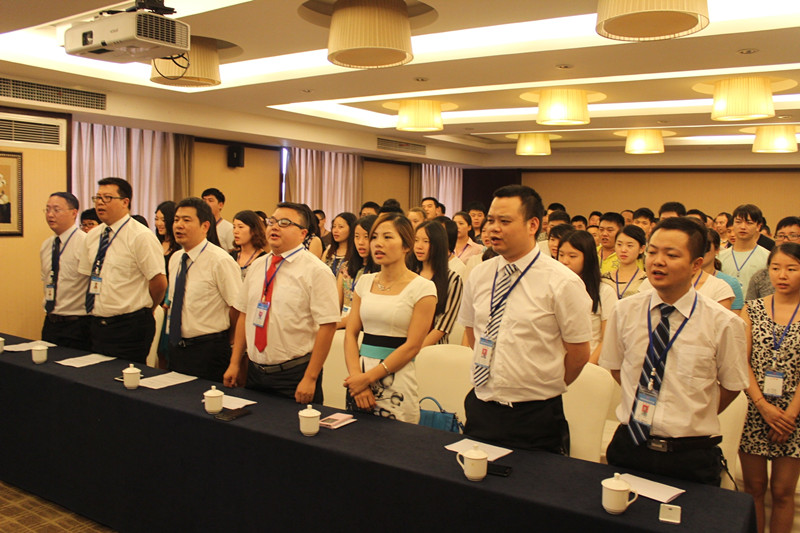 堅定信心，謀劃全年——新思路召開六月工作總